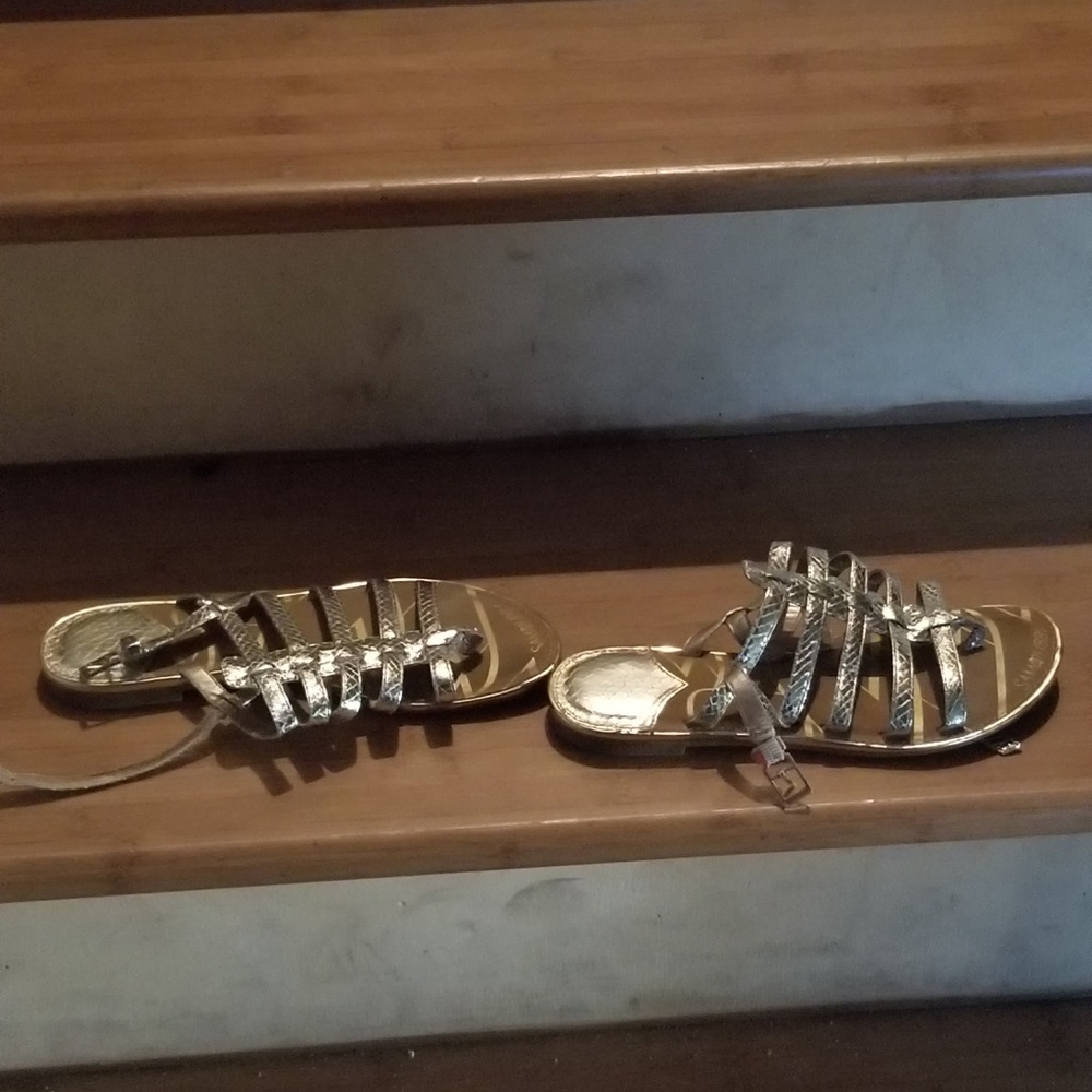 Sandals - Picture 5 of 5